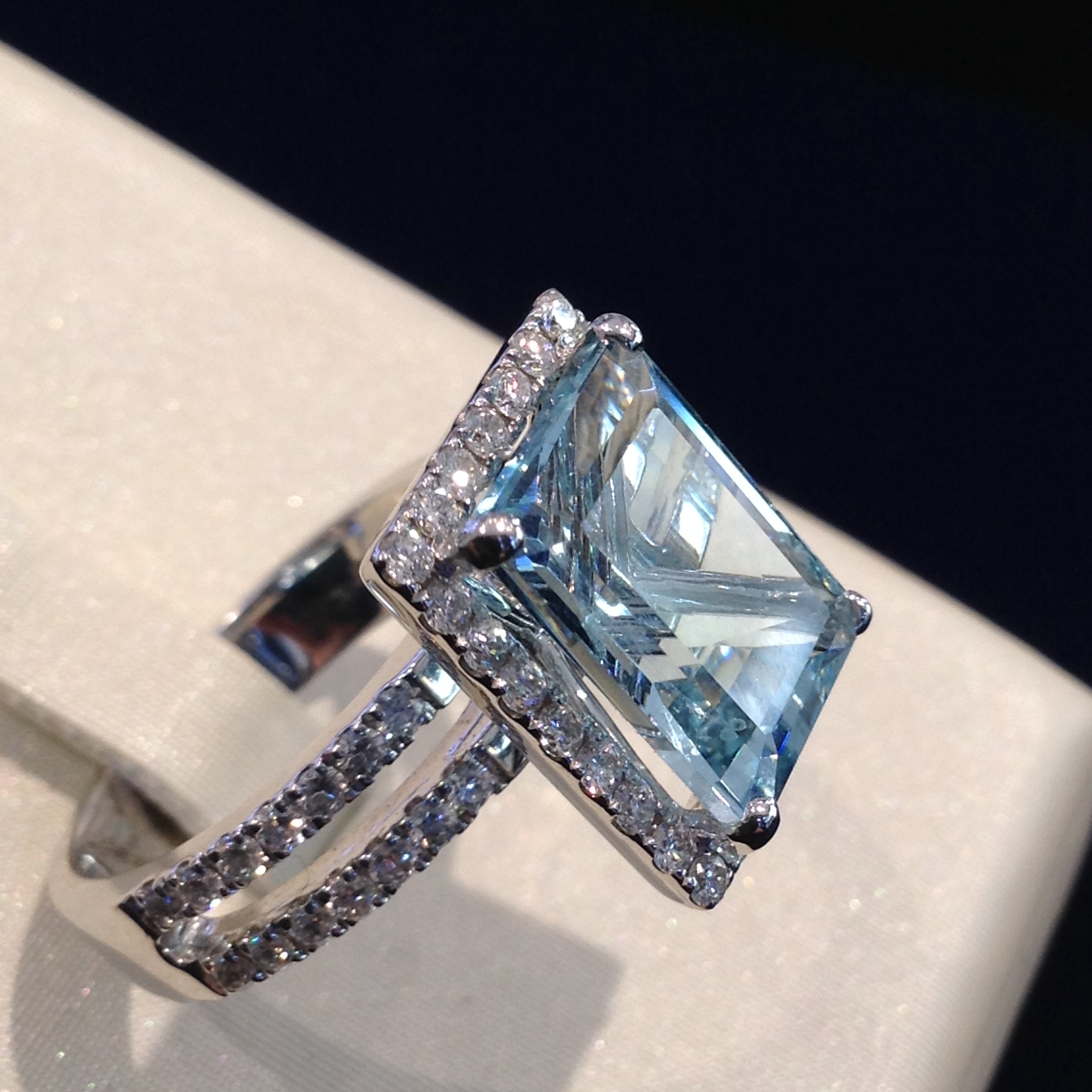 Aquamarine & Diamond Ring | Crown Jewellery